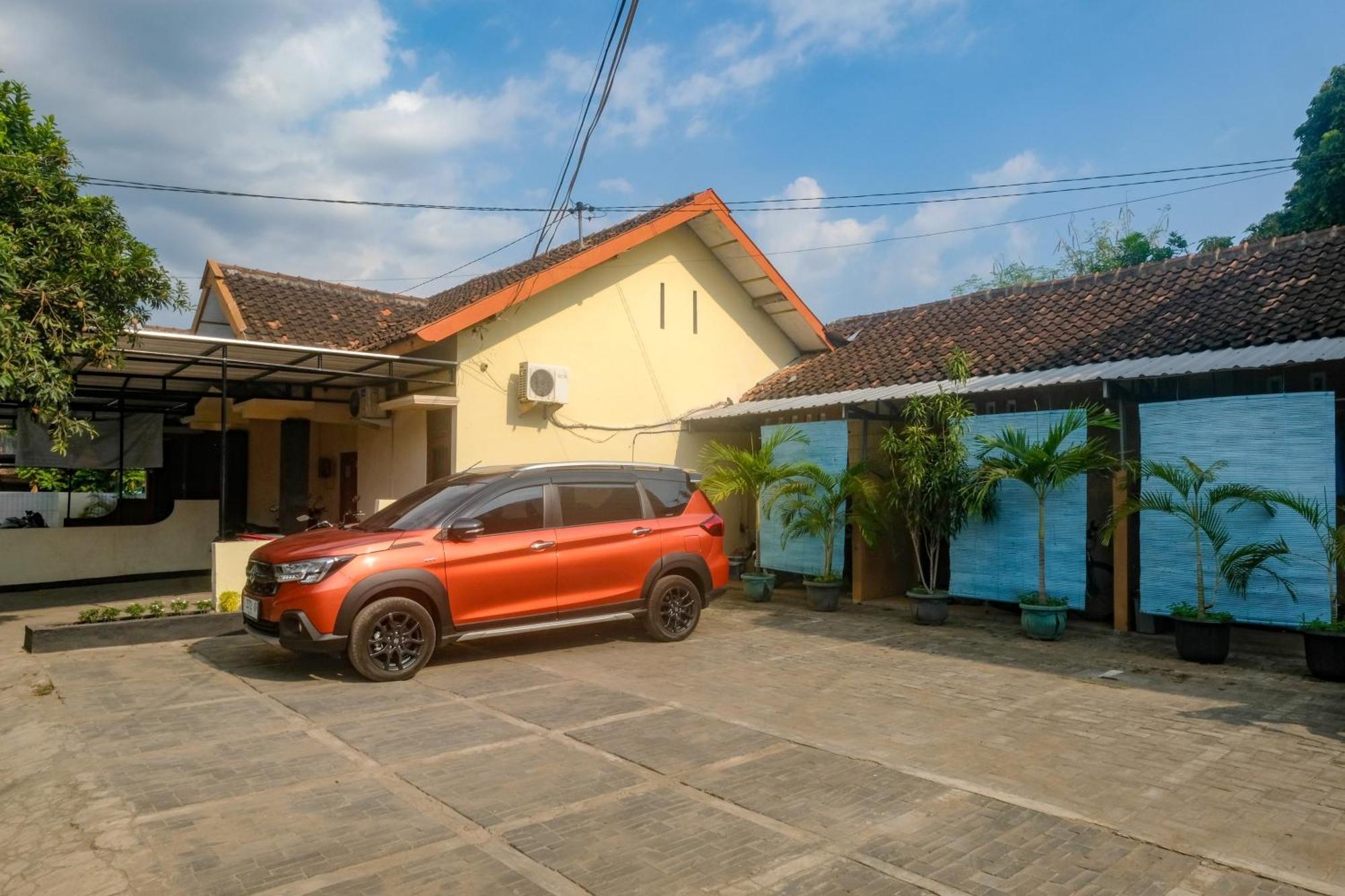 Al Abror Homestay Mandala Krida Mitra Reddoorz Yogyakarta Bagian luar foto