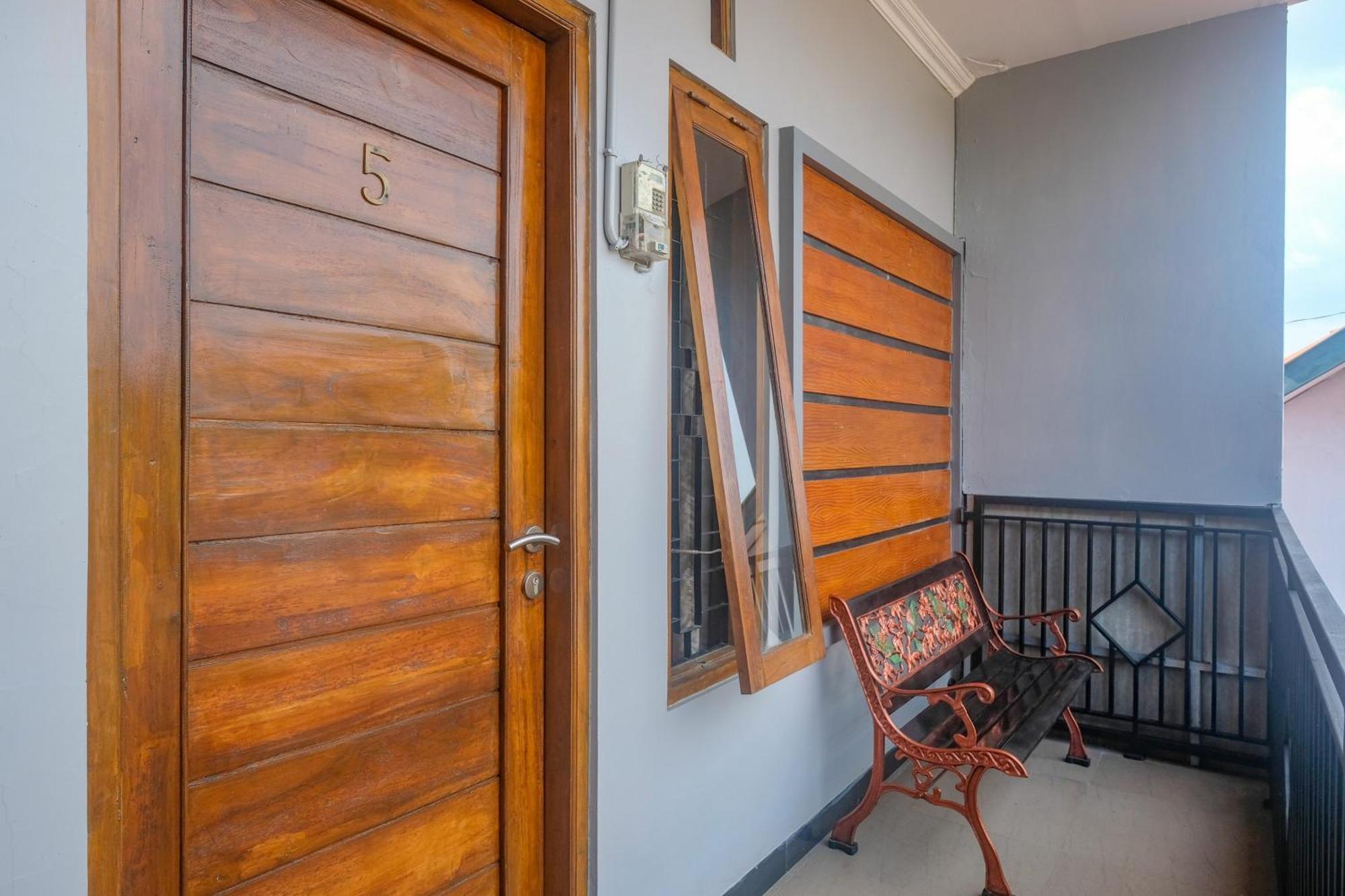 Al Abror Homestay Mandala Krida Mitra Reddoorz Yogyakarta Bagian luar foto