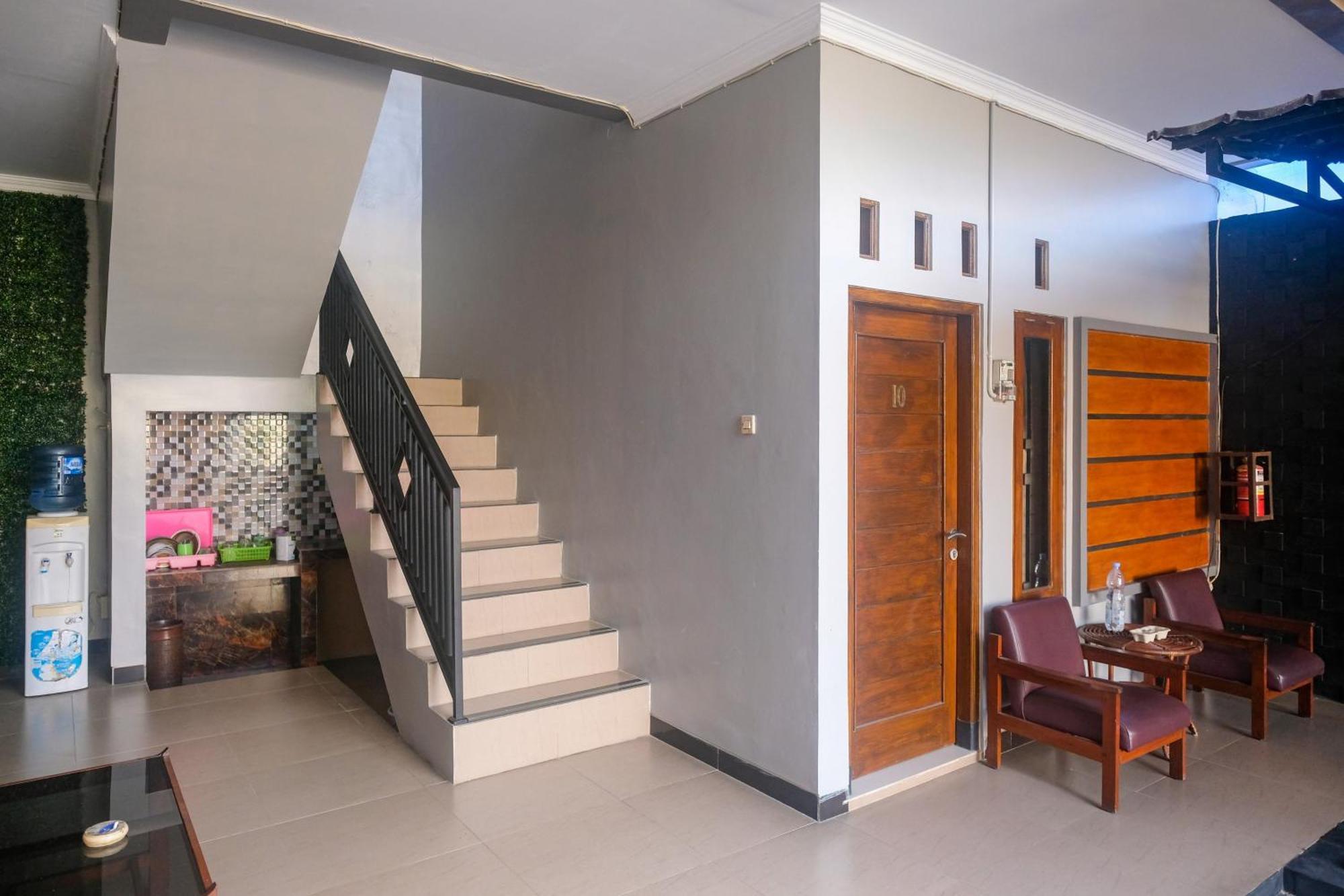 Al Abror Homestay Mandala Krida Mitra Reddoorz Yogyakarta Bagian luar foto