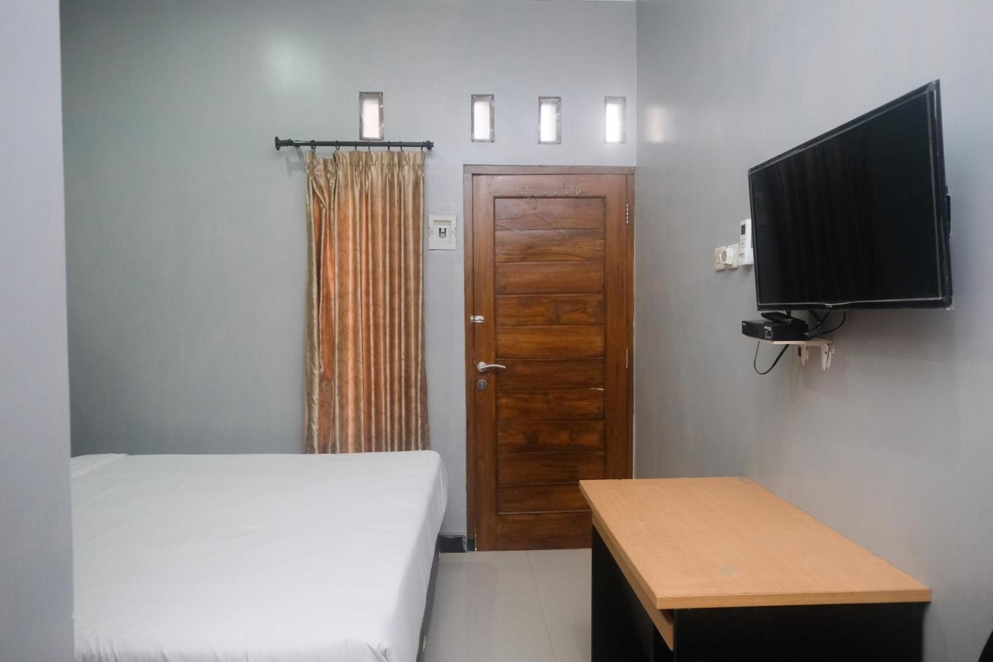 Al Abror Homestay Mandala Krida Mitra Reddoorz Yogyakarta Bagian luar foto