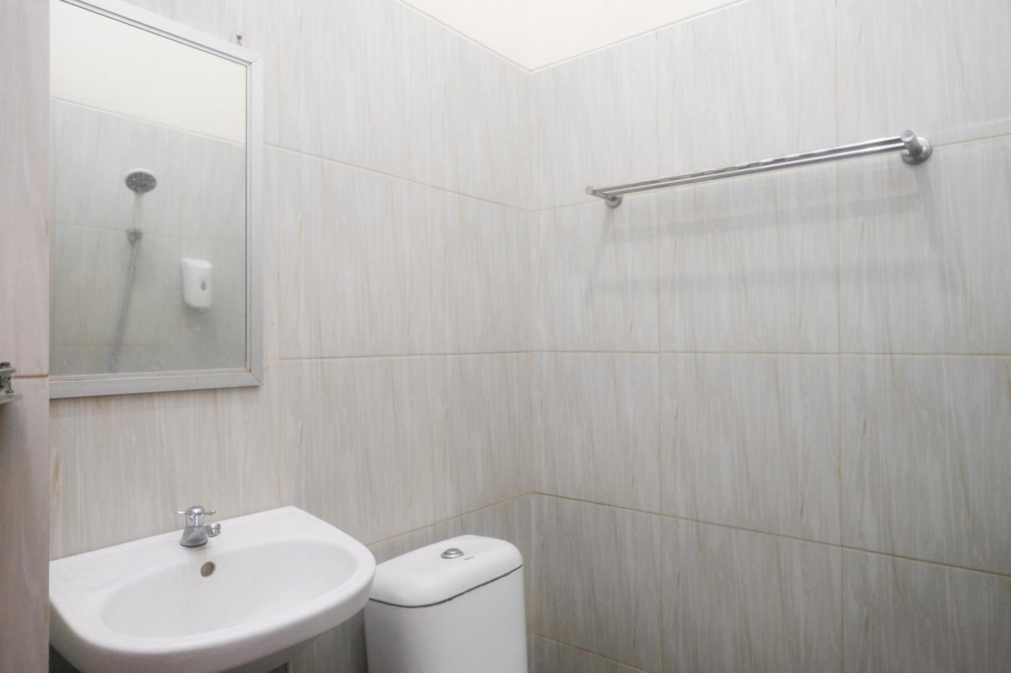 Al Abror Homestay Mandala Krida Mitra Reddoorz Yogyakarta Bagian luar foto